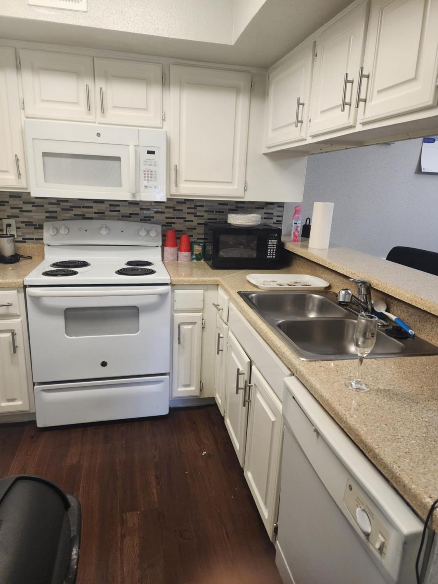 Apartment A&t Affordable Living And Service Llc Houston