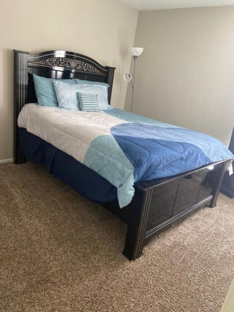 Apartment A&t Affordable Living And Service Llc *